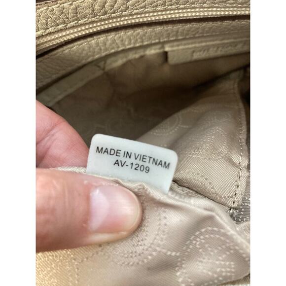 MICHAEL KORS, MEDIUM IVORY PEBBLED LEATHER SHOULDER BAG - Picture 13 of 16